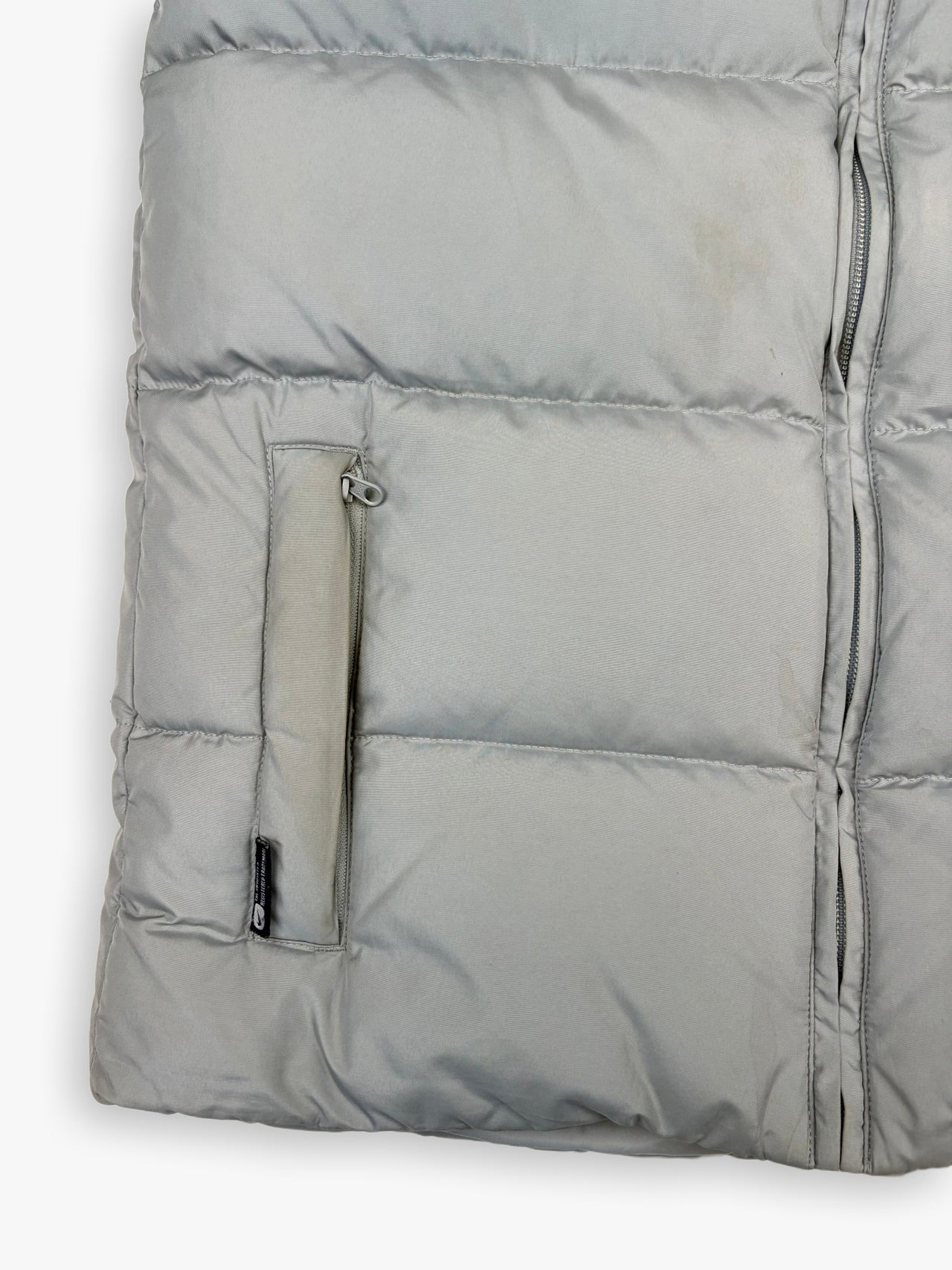 2000s Women’s Nike Puffer Vest